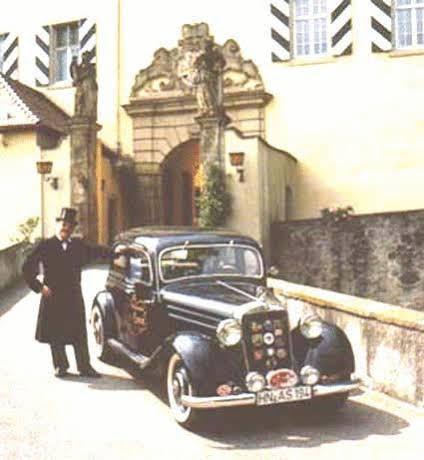Hotel Zum Lamm Gundelsheim  Экстерьер фото
